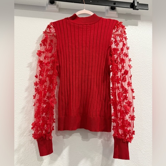 Red lightweight sweater with GORGEOUS sheer floral sleeves. Cato, medium​ - Picture 2 of 10